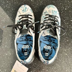 NWT, no box. Calling all Star Wars fans!